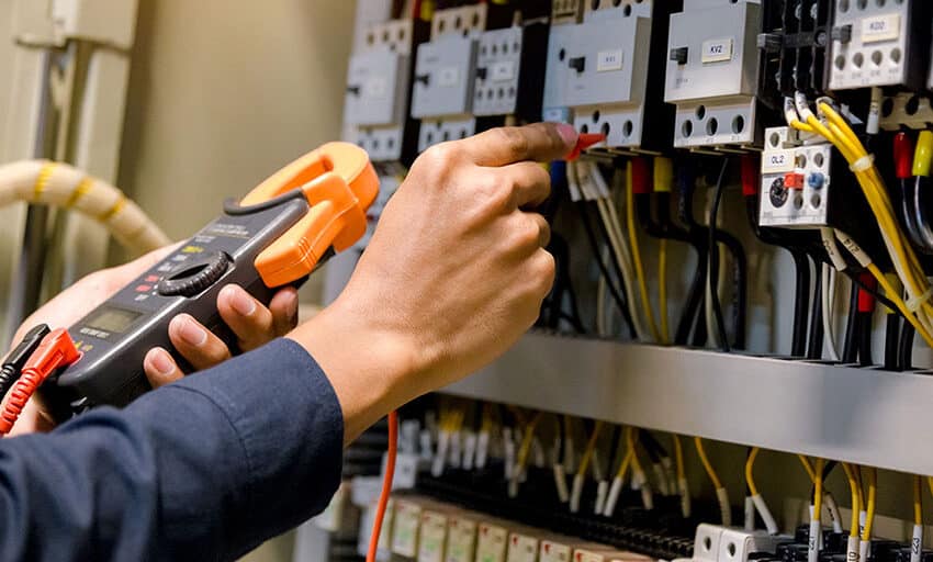  What to Know Before Hiring an Electrician in the UK